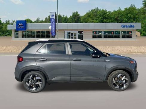 New 2026 Hyundai Venue SEL image 4