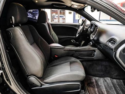 Used 2018 Dodge Challenger R/T w/ Blacktop Package image 26