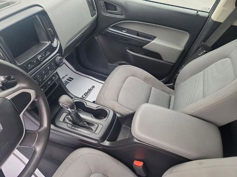 Used 2022 Chevrolet Colorado W/T w/ Custom Special Edition image 18