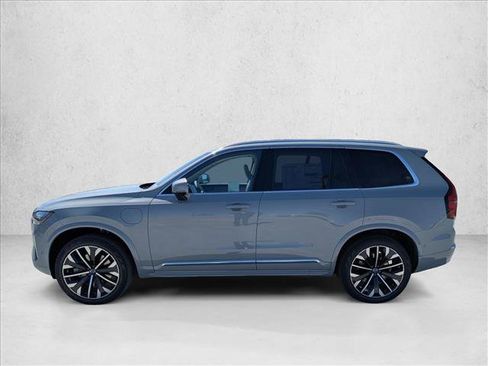 New 2026 Volvo XC90 T8 Ultra w/ Protection Package Premier AWD/4WD image 9