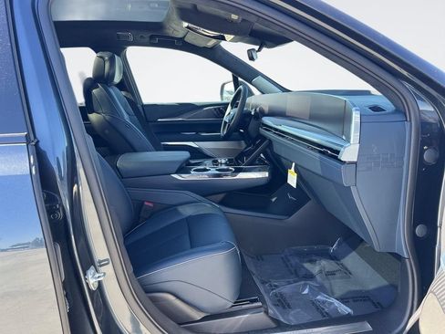 New 2025 Cadillac Escalade IQ Luxury 2 AWD/4WD image 35