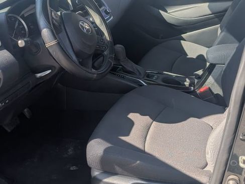 Used 2020 Toyota Corolla LE FWD image 10