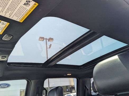 Used 2015 Ford F150 Lariat AWD/4WD image 21
