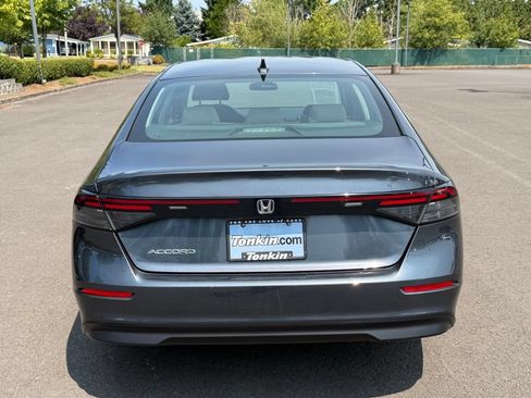 Used 2023 Honda Accord LX image 6
