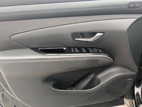 Certified 2025 Hyundai Tucson Limited image 14