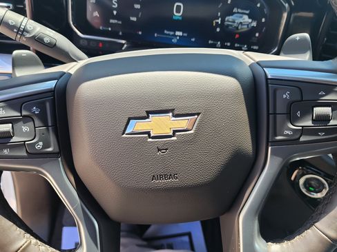 Certified 2026 Chevrolet Silverado 1500 LTZ w/ Z71 Off-Road Package AWD/4WD image 18