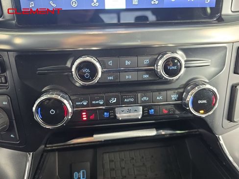 Used 2023 Ford F150 Lariat w/ Equipment Group 502A High image 19