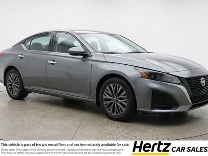 Used 2025 Nissan Altima 2.5 SV