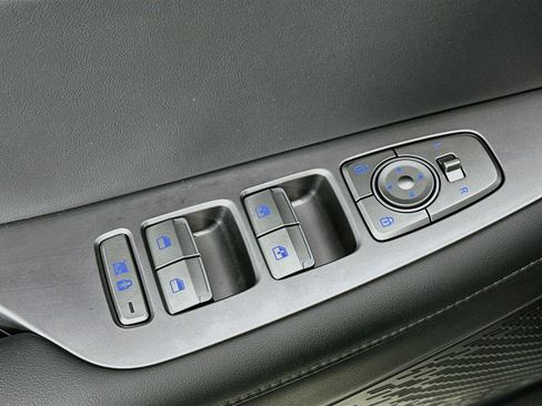 Used 2023 Hyundai Palisade Limited FWD image 18