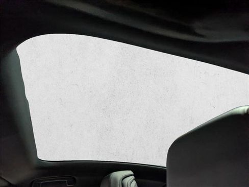 Used 2024 Audi e-tron GT Premium Plus image 22