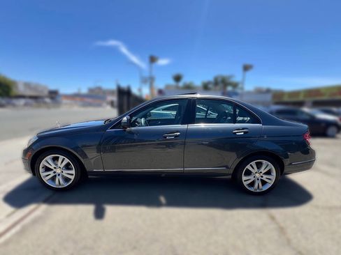 Used 2008 Mercedes-Benz C 300 Sedan image 7