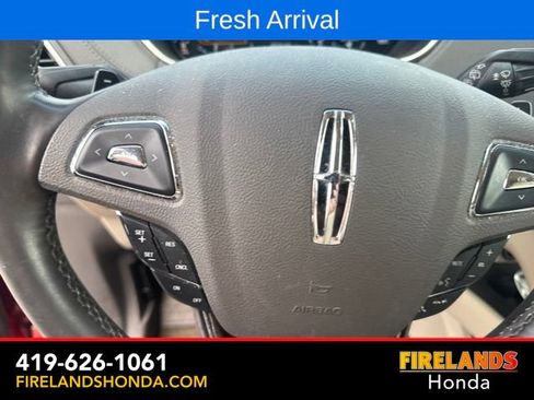 Used 2017 Lincoln MKX Select w/ Select Plus Package FWD image 24