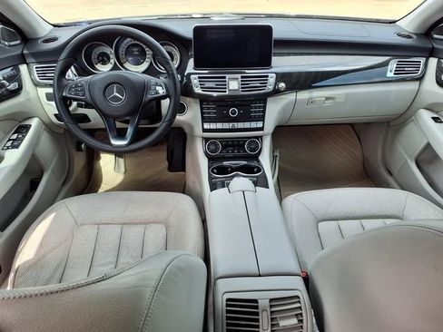 Used 2015 Mercedes-Benz CLS 400 w/ Premium 2 Package image 6