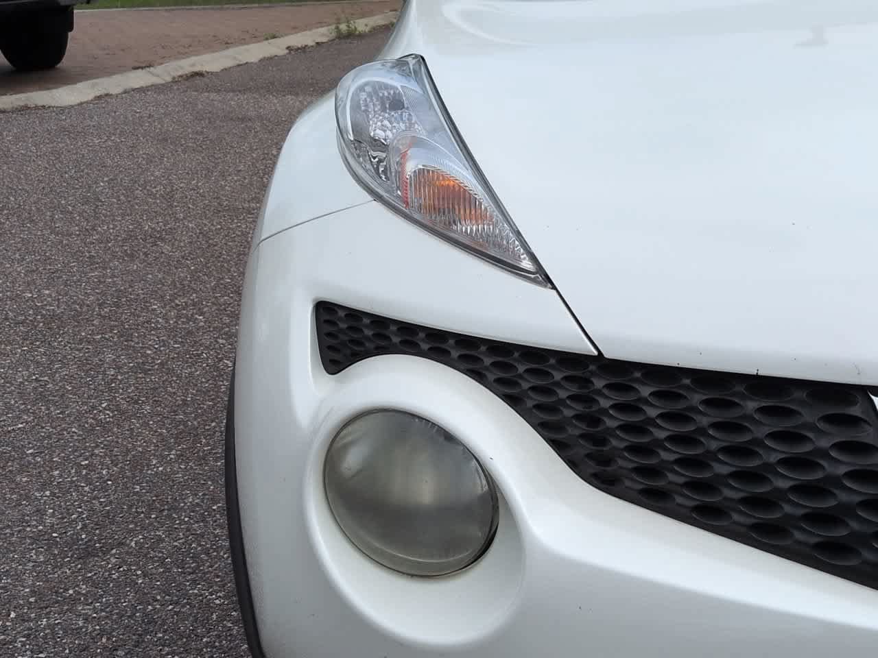 Used 2014 Nissan Juke S FWD image 10