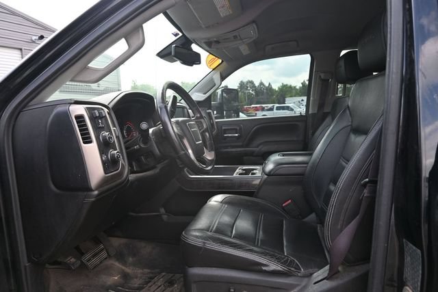 Used 2016 GMC Sierra 3500 Denali w/ Driver Alert Package AWD/4WD image 16
