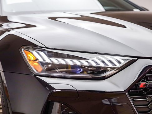 Used 2024 Audi RS 7 Performance w/ Bronze Edition image 15