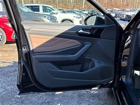 New 2026 Volkswagen Jetta SEL image 9