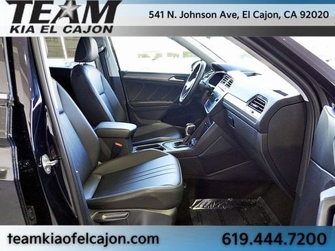 Used 2023 Volkswagen Tiguan SE image 11