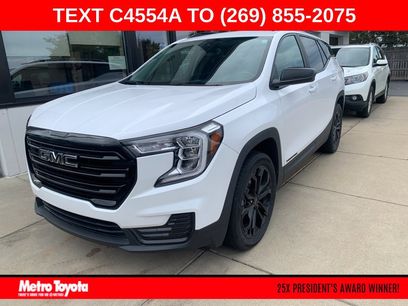 Used 2022 GMC Terrain SLE w/ Driver Convenience Package