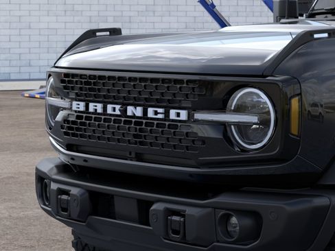 New 2026 Ford Bronco Badlands AWD/4WD image 19