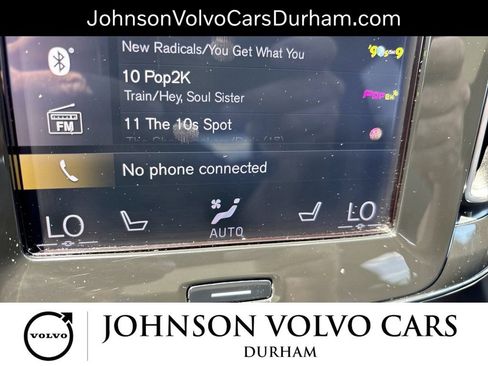 Used 2019 Volvo XC40 T5 Momentum AWD/4WD image 17