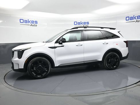 Certified 2026 Kia Sorento SX Prestige AWD/4WD image 5