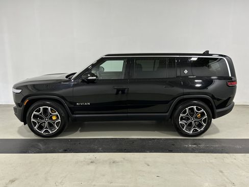 Used 2023 Rivian R1S Adventure AWD/4WD image 2
