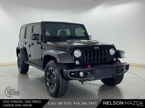 Used 2017 Jeep Wrangler Unlimited Rubicon image 4