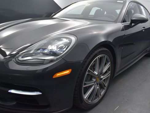 Used 2018 Porsche Panamera 4S AWD/4WD image 35