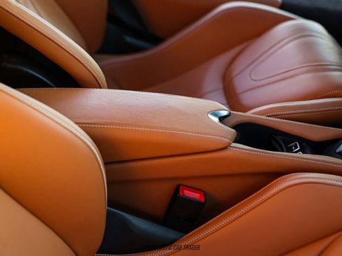 Used 2022 McLaren 720S Spider image 33