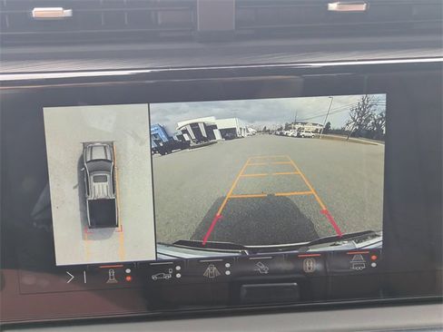 Used 2025 GMC Sierra 1500 Denali Ultimate image 24