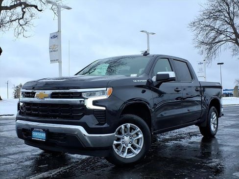 Certified 2022 Chevrolet Silverado 1500 LT image 3