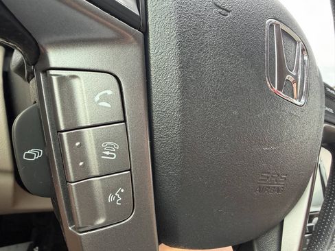 Used 2014 Honda Odyssey EX image 19