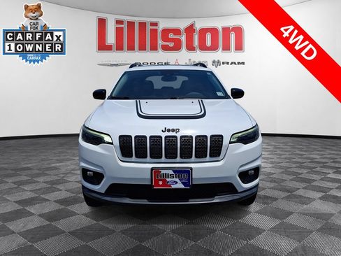 Used 2022 Jeep Cherokee Latitude w/ Sun & Sound Group AWD/4WD image 2