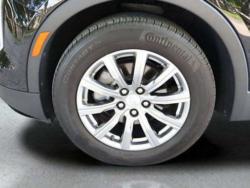 Certified 2023 Cadillac XT4 Premium Luxury w/ Cold Weather Package FWD image 9