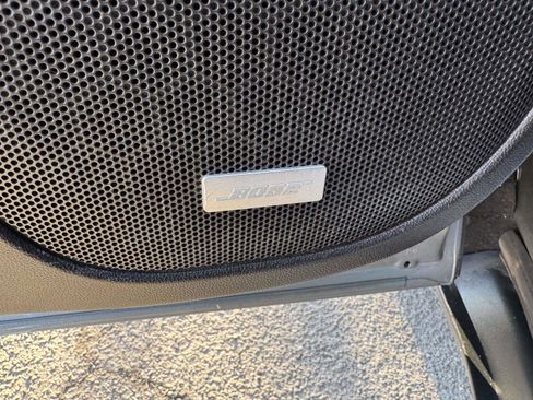 Used 2023 GMC Acadia AT4 image 22