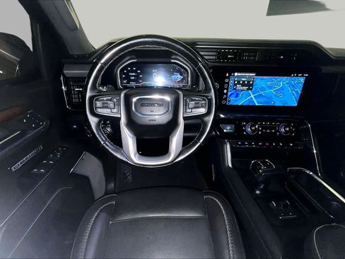 Used 2023 GMC Sierra 1500 Denali AWD/4WD image 6