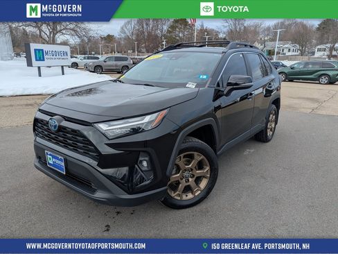 Used 2023 Toyota RAV4 AWD Hybrid image 1