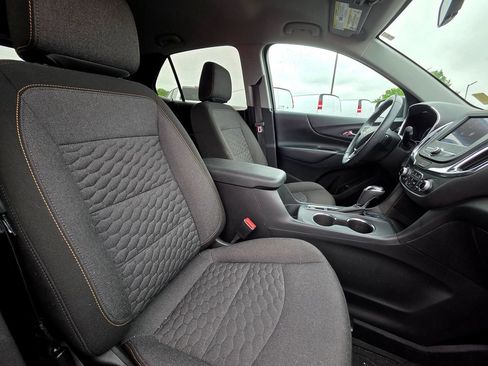 Used 2021 Chevrolet Equinox LT AWD/4WD image 50