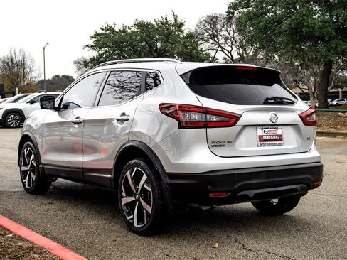 Used 2020 Nissan Rogue Sport SL w/ Premium Package image 7