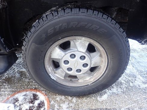 Used 2002 Chevrolet Tahoe LT image 35