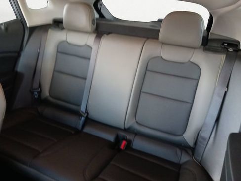Used 2025 Chevrolet Trax ACTIV w/ Driver Confidence Package FWD image 9