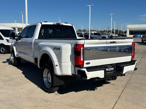 Used 2024 Ford F450 Platinum w/ FX4 Off-Road Package image 6