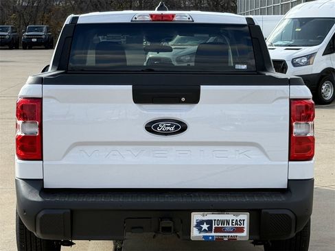 New 2025 Ford Maverick XLT image 34