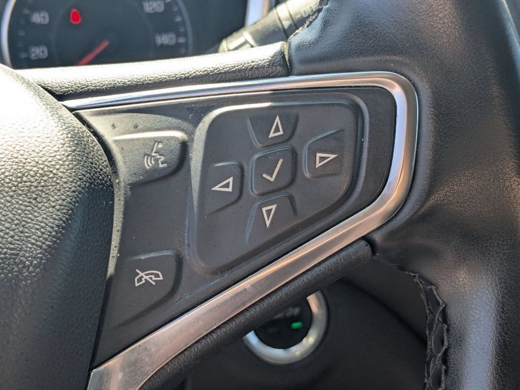 Used 2024 Chevrolet Equinox LT AWD/4WD image 19