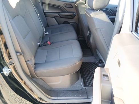 Used 2024 Chevrolet Colorado Trail Boss image 21