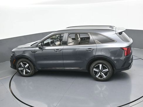 Used 2023 Kia Sorento S image 52