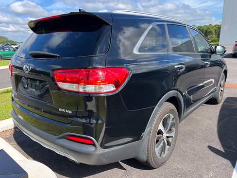 Used 2016 Kia Sorento EX FWD image 6