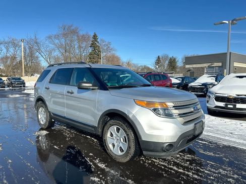 Used 2013 Ford Explorer 4WD w/ Class III Trailer Tow Pkg image 15
