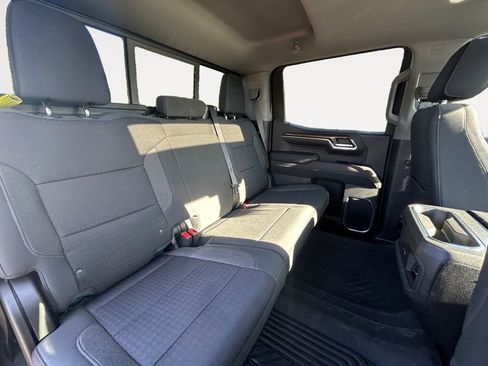 Used 2023 Chevrolet Silverado 1500 RST image 11